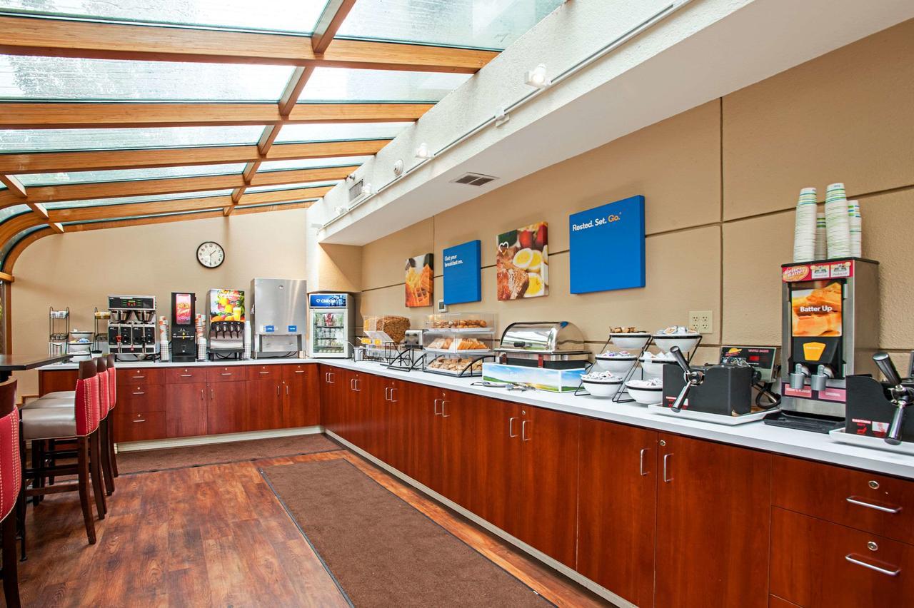 Comfort Inn & Suites Sea-Tac Airport SeaTac Exterior foto